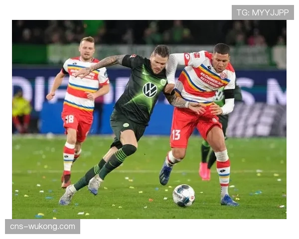 沃尔夫斯堡主场3-1逆转波鸿,取得近五轮首胜。 沃尔夫斯堡主场3-1逆转波鸿,取得近五轮首胜。